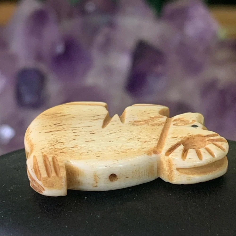 Hand Carved Ram Sheep Bone Bead Native American Style Mini Fetish Animal 1.3 VTG
